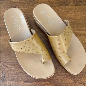 Franco Sarto Platform Tan Toe Ring Thong Sandals, Size 8.5